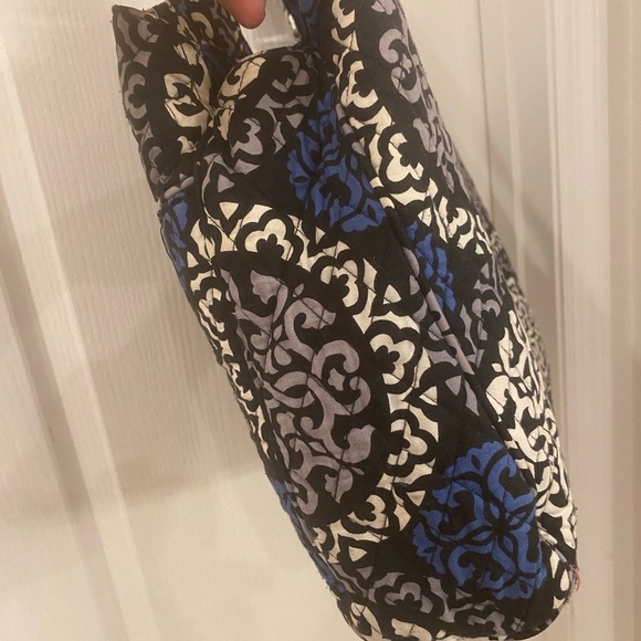 Vera Bradley Vintage Blue Medallion Quilted Large Tote Purse Bag Retired Print - Picture 4 of 12
